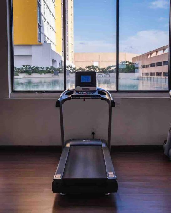 Pleasant & Chic- Studio Unit at Mesamall