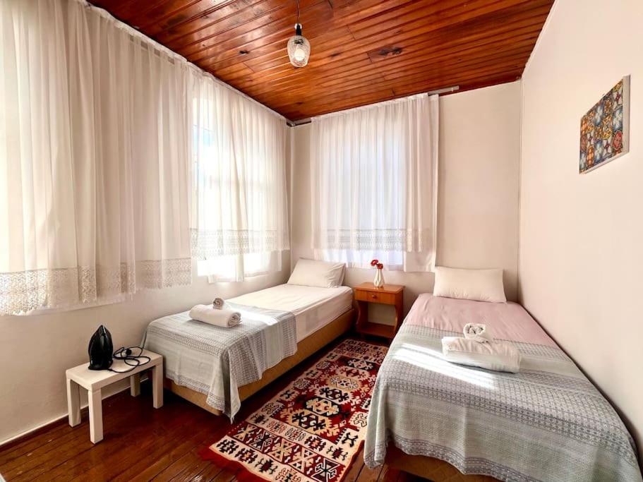 Stay in a Historical House in Alaçatı Çarşı view 4
