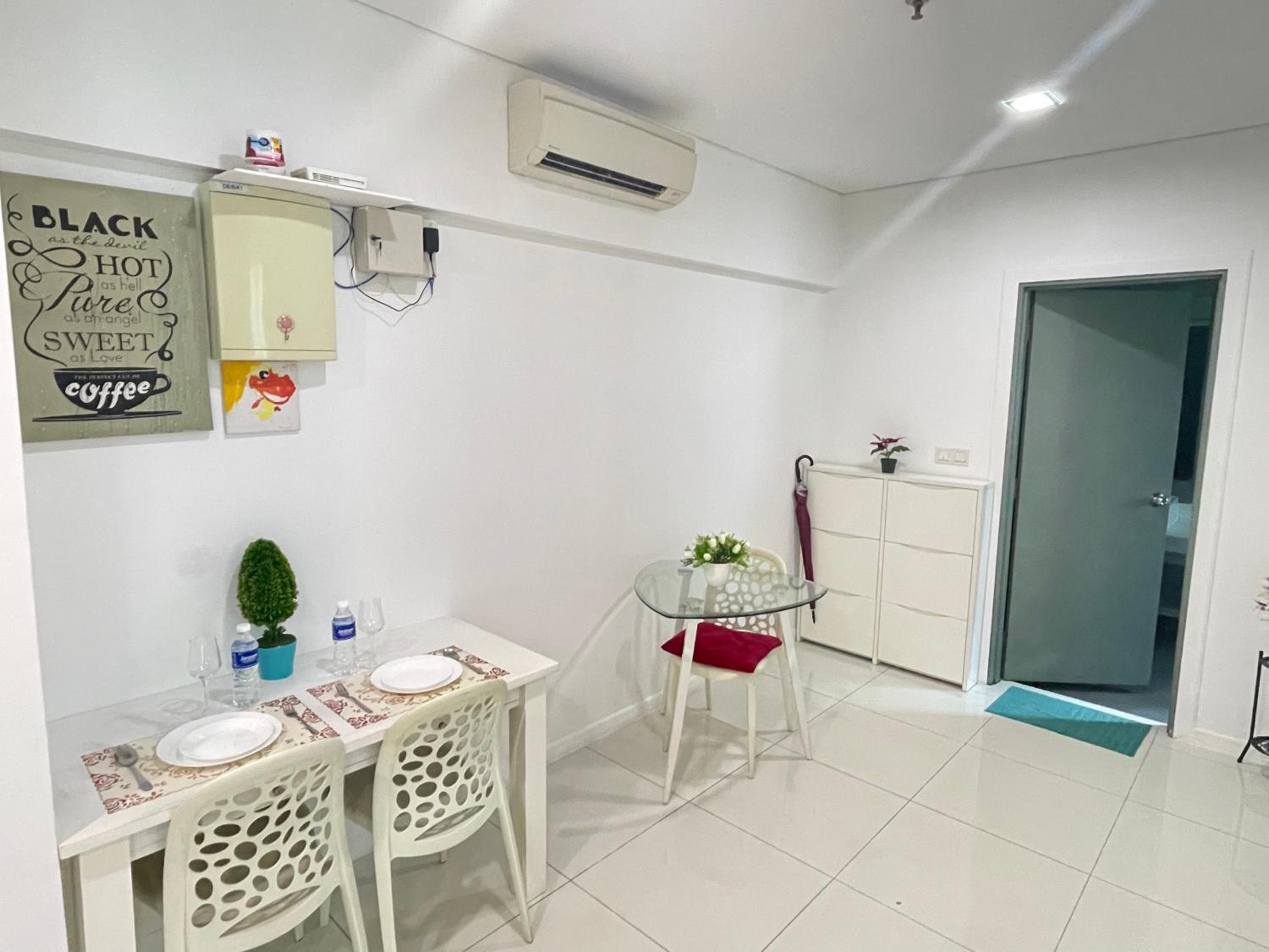 Mercu summer suites By Premium Charter