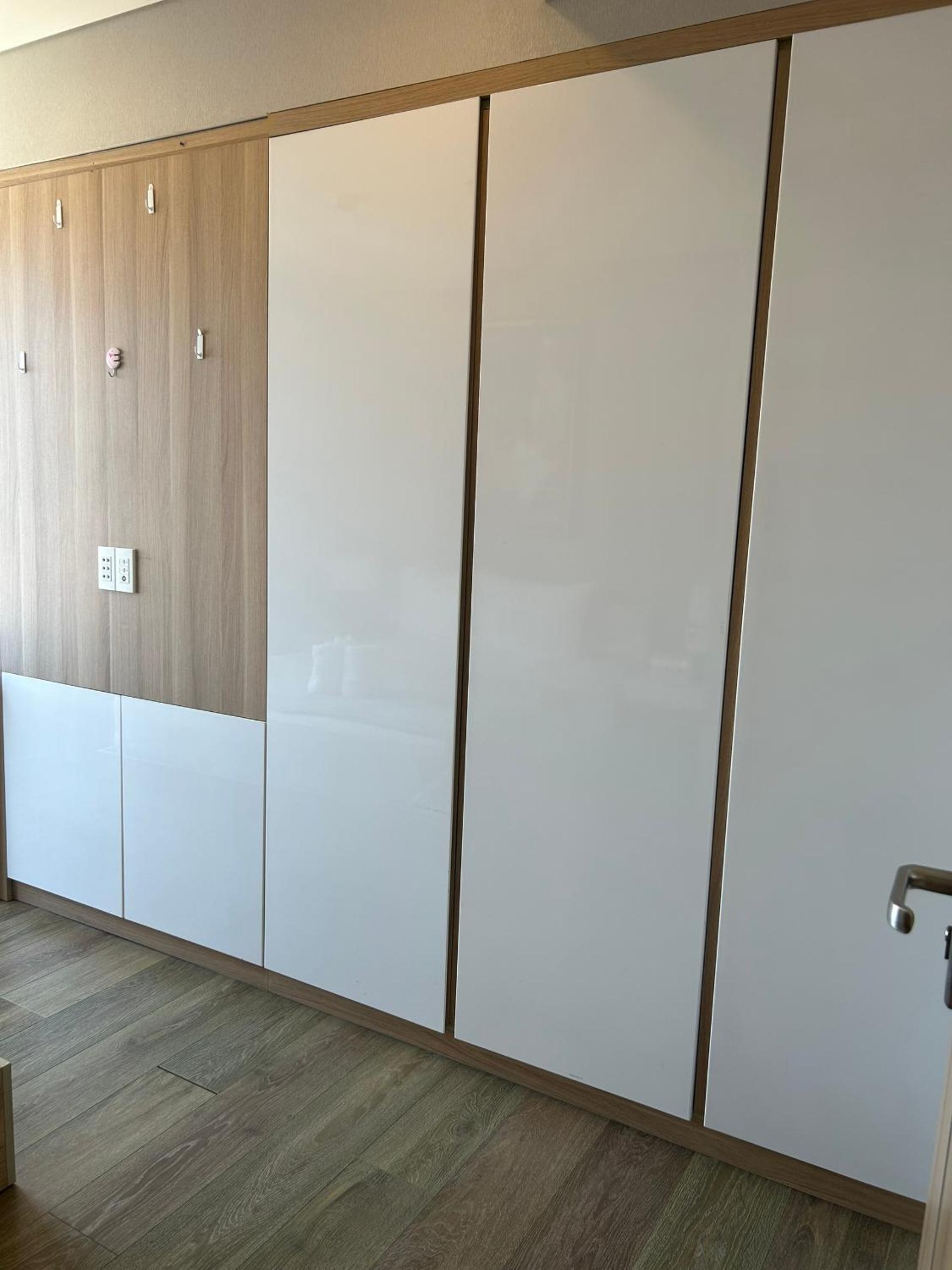 Riverside Suites