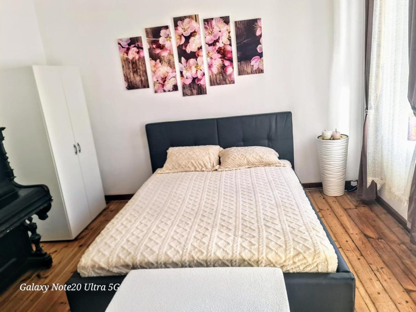 Central Heritage 3-BR Apartment