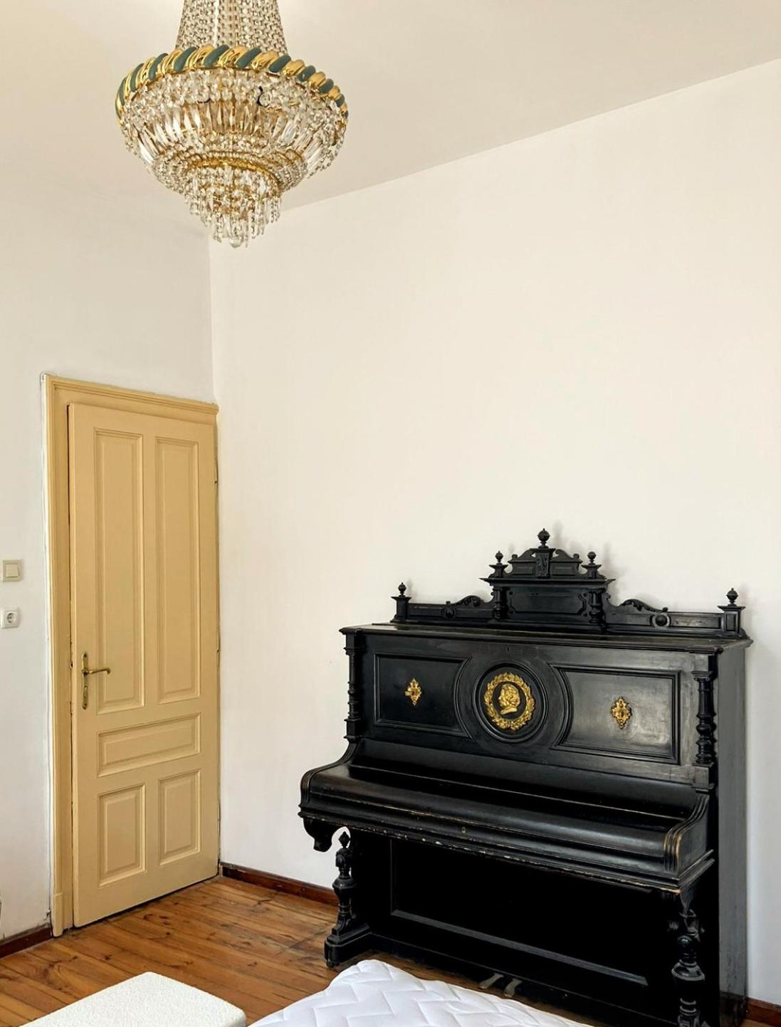 Central Heritage 3-BR Apartment