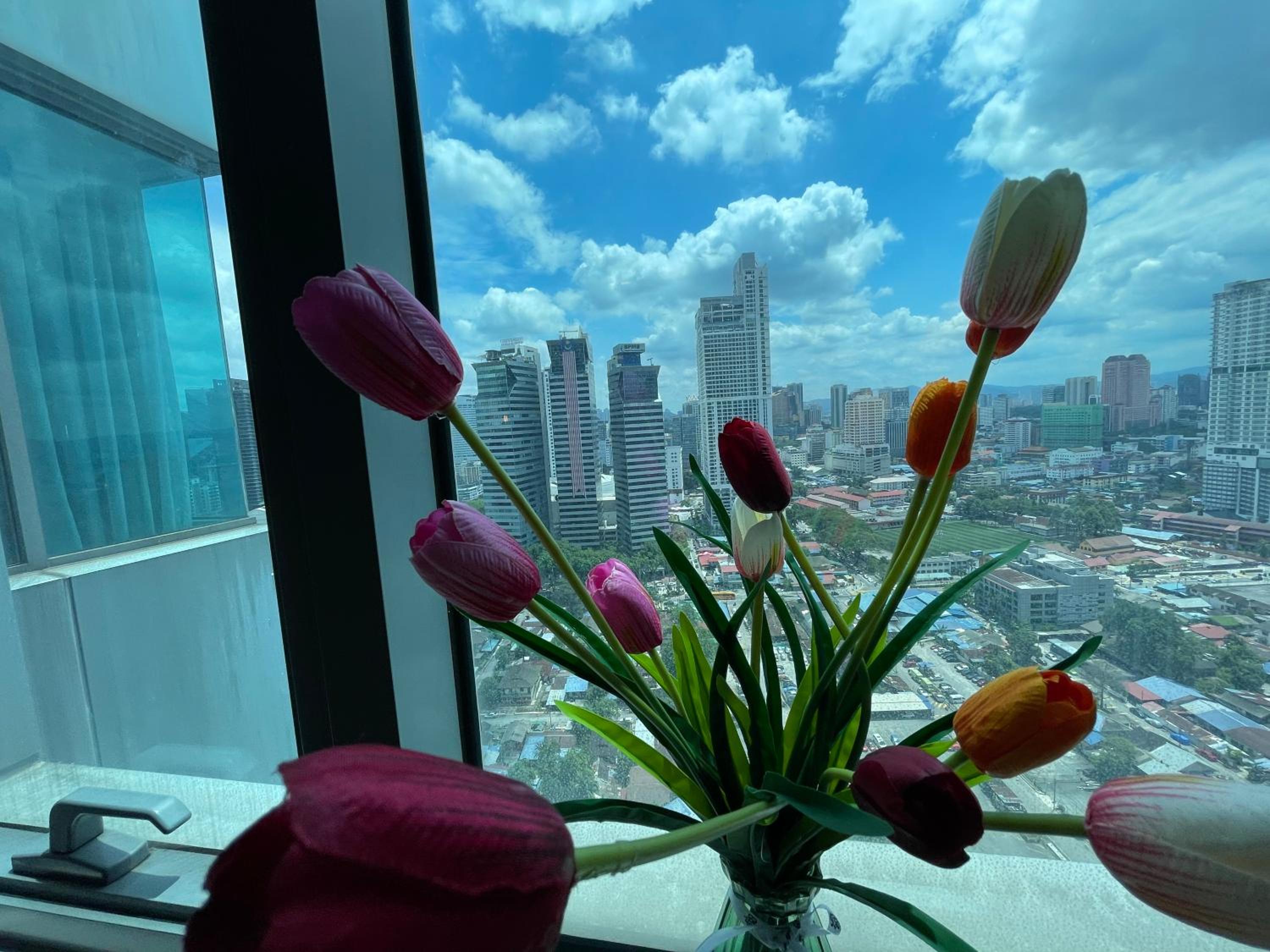 Mercu summer suites By Premium Charter