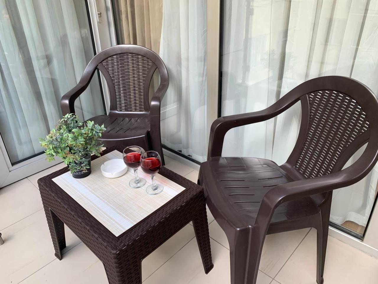 Three-room apartment in the historical center of Tbilisi in the Besiki business center