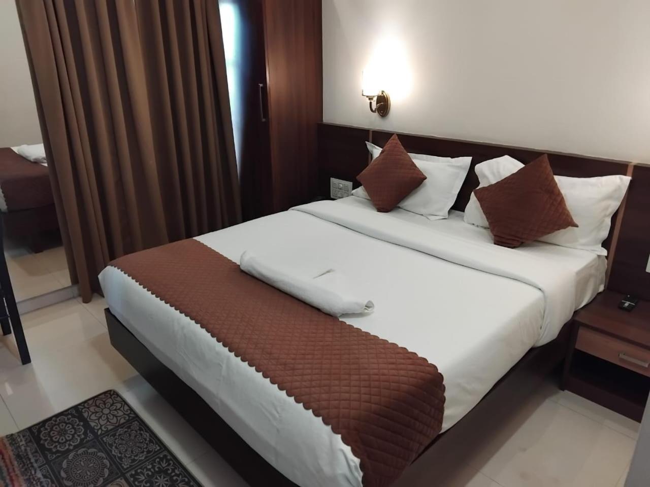 Hotel Assagao Grand