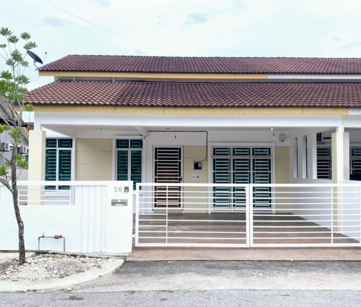 Modern COZY SINGLE STOREY HOUSE ```` ALMA JUSCO BM photo 3