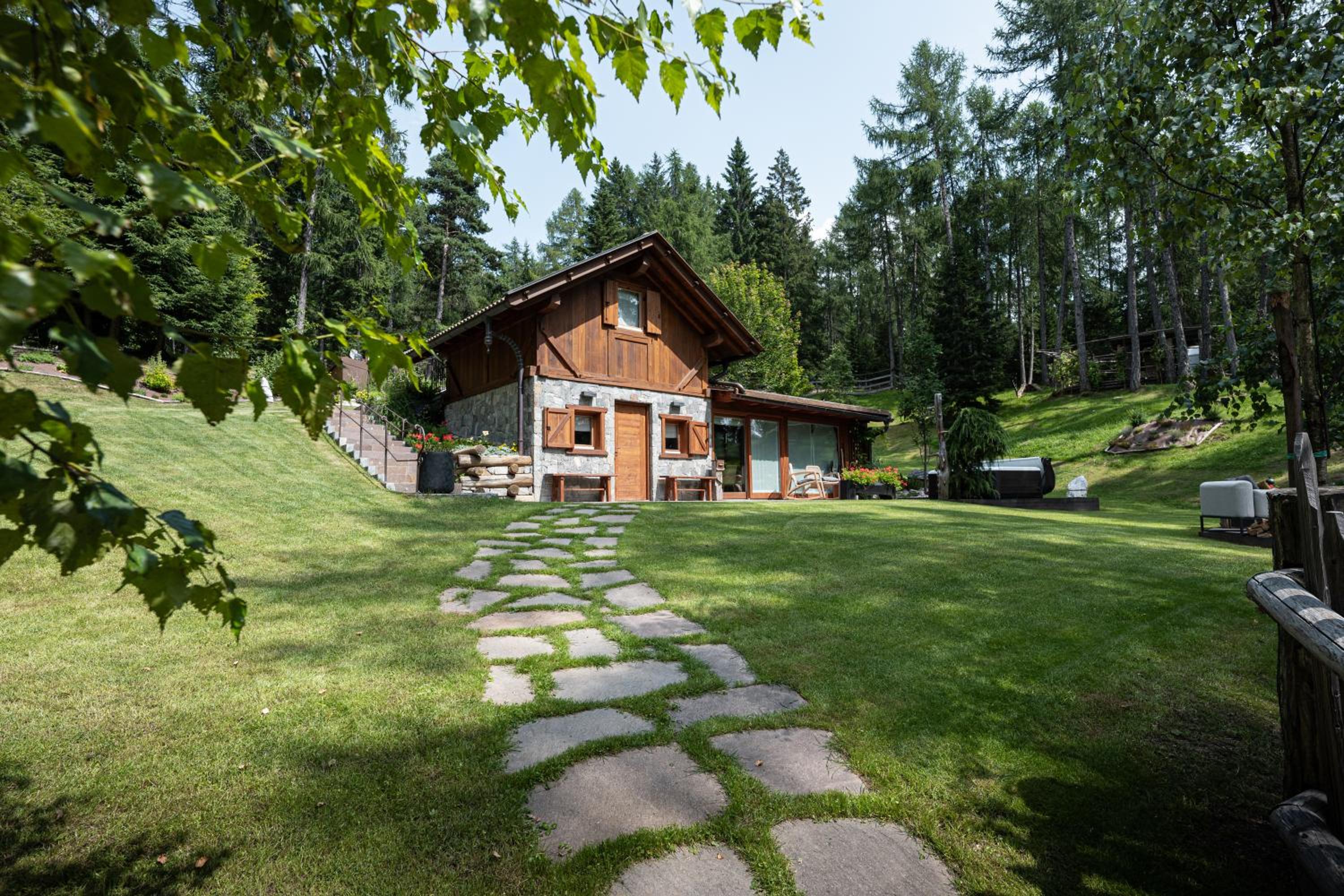 Cain Comfort Chalet view 2