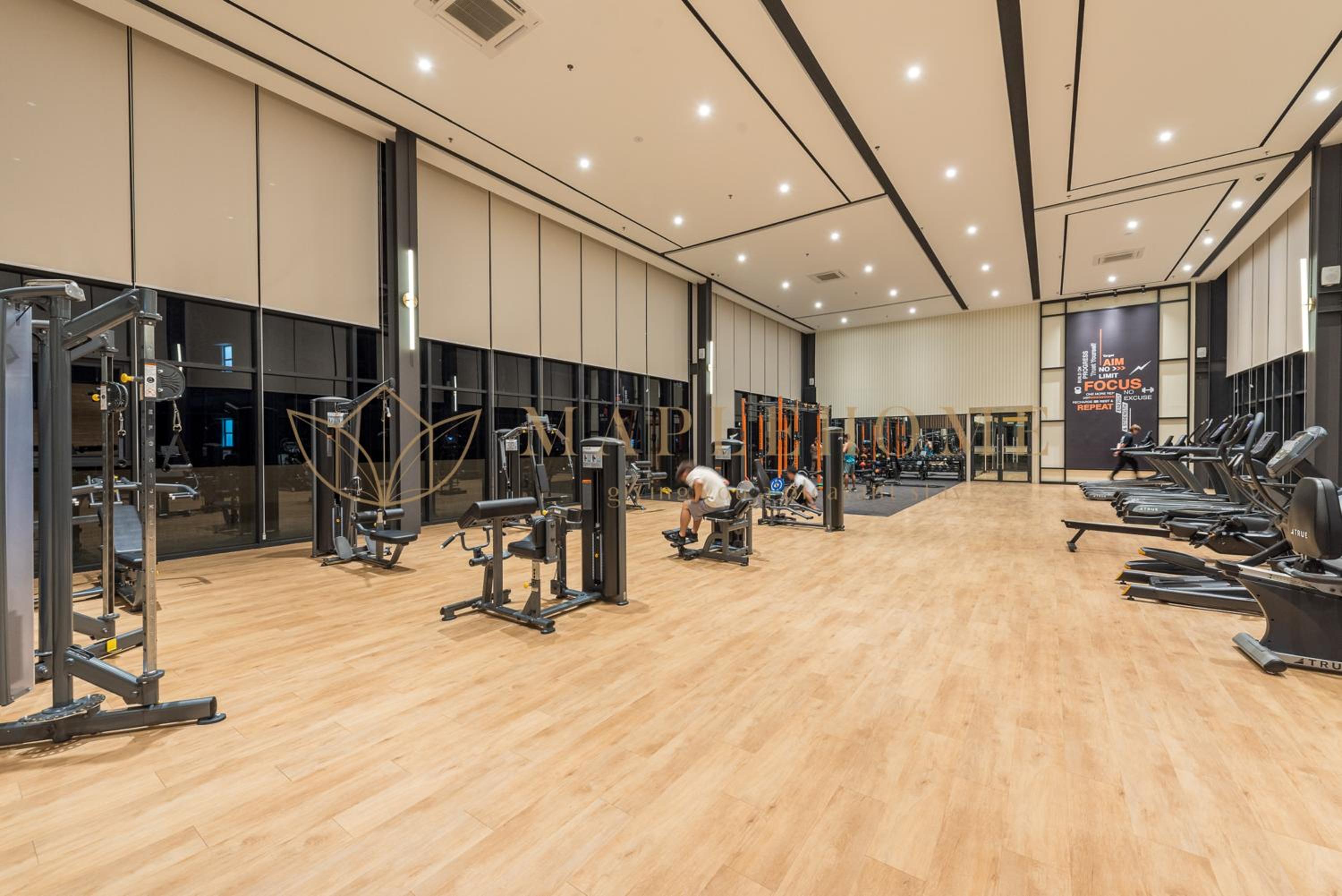 Mossaz Premier Suites Damansara