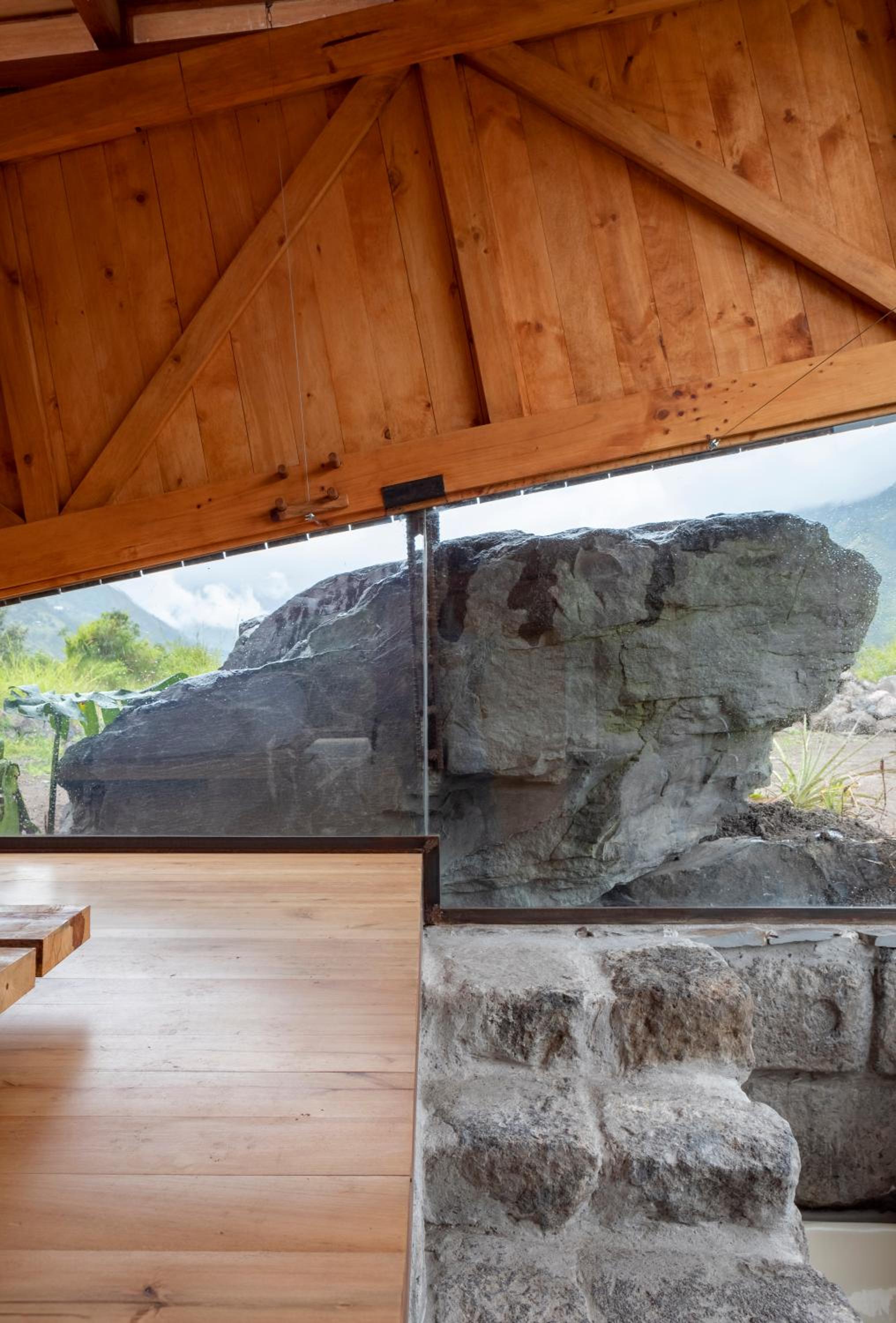 Volcán Tungurahua y arquitectura - Energía Renovable