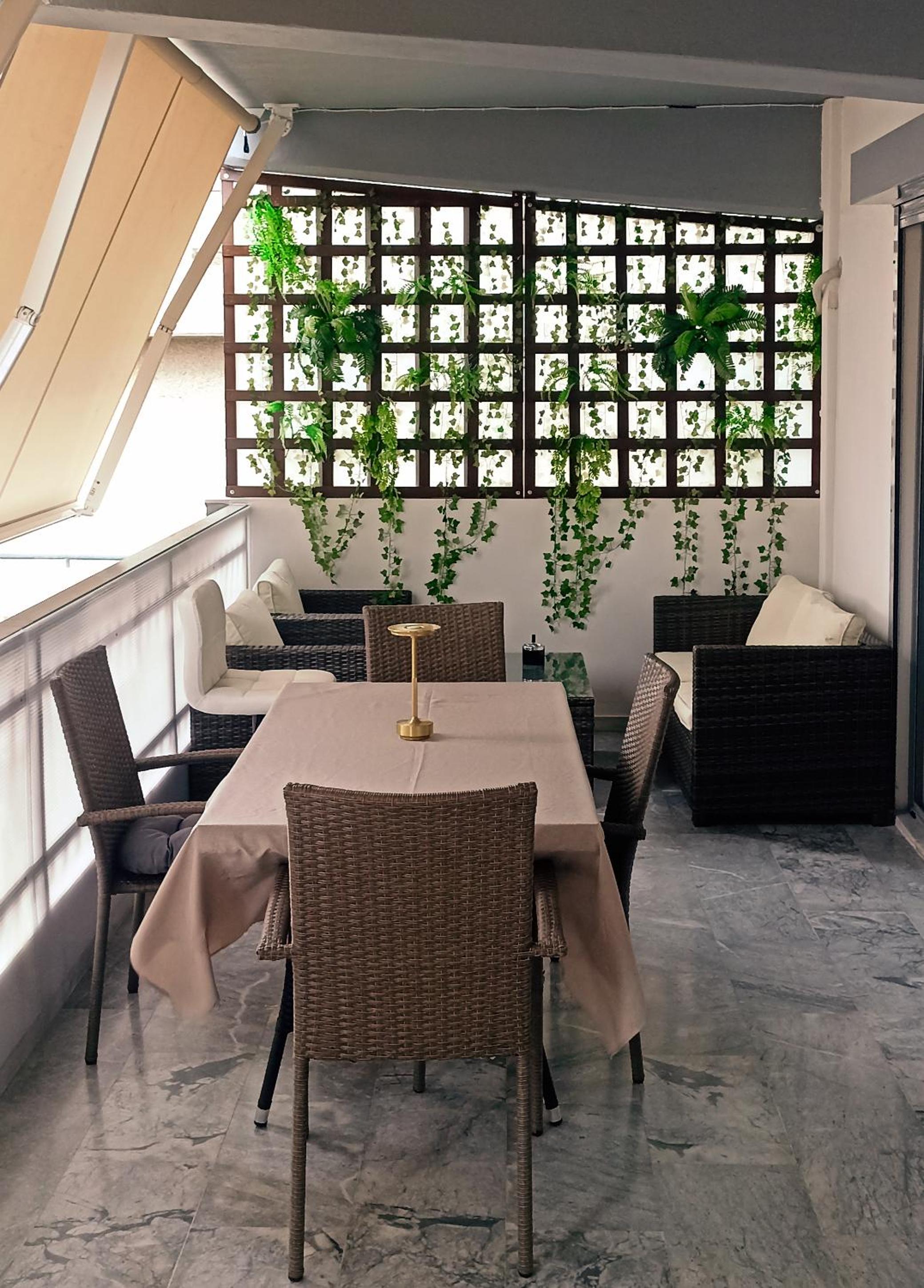 Seaside Charming Apartment in Alimos photo 3