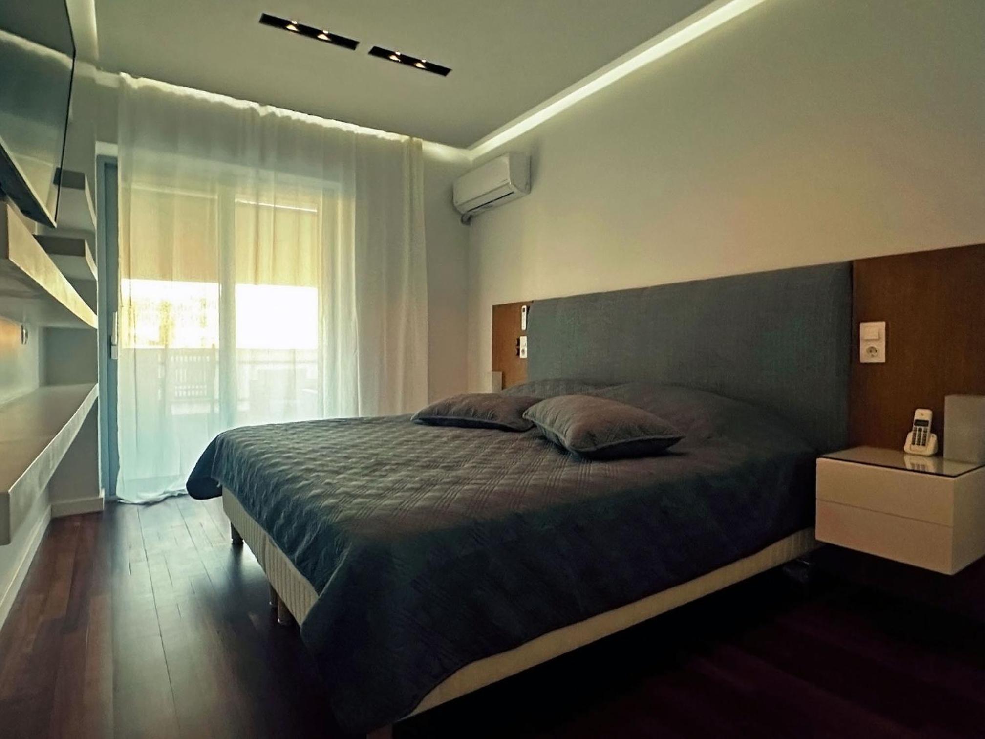 Seaside Charming Apartment in Alimos
