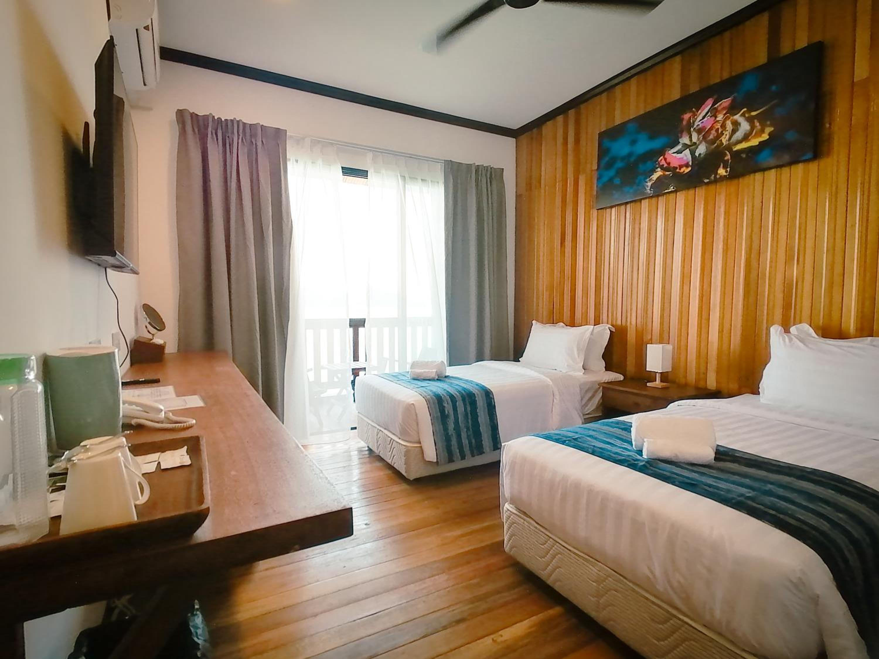 Mamutik Island Lodge