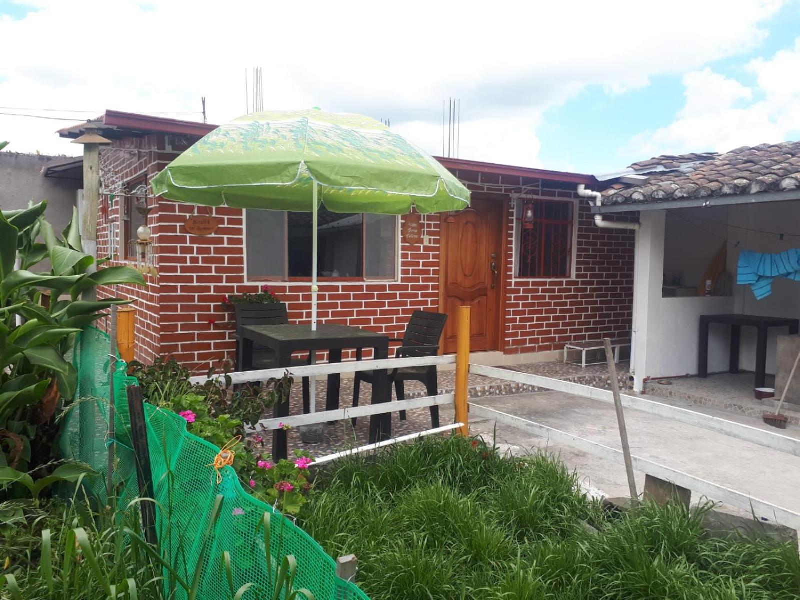 Häuschen nahe Cotopaxi-House near Cotopaxi