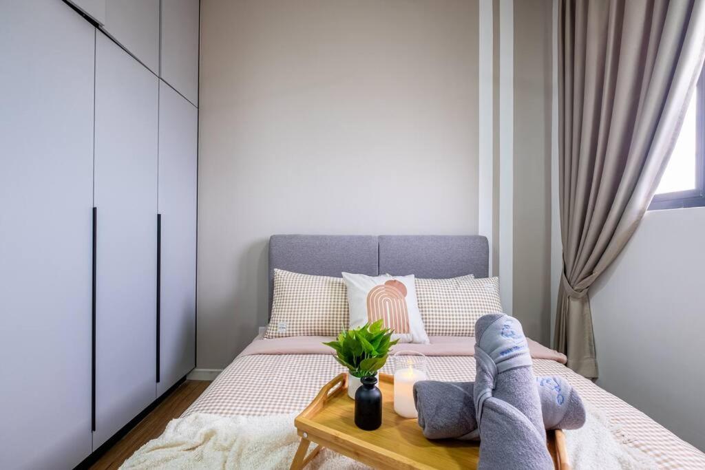 The Rest Nest Modern M Vertica 4BR Infinity Pool