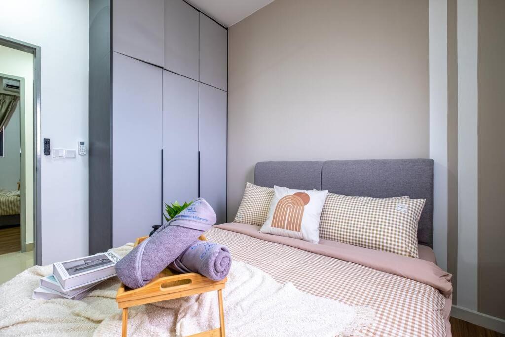 The Rest Nest Modern M Vertica 4BR Infinity Pool