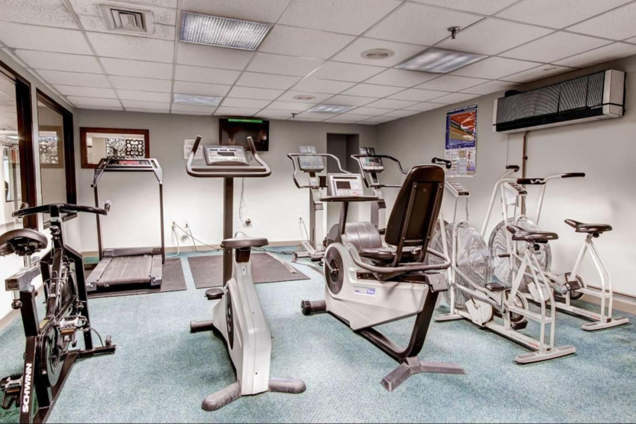BearTrax- Pool, Hot tub, Gym, Sauna, Near Resort