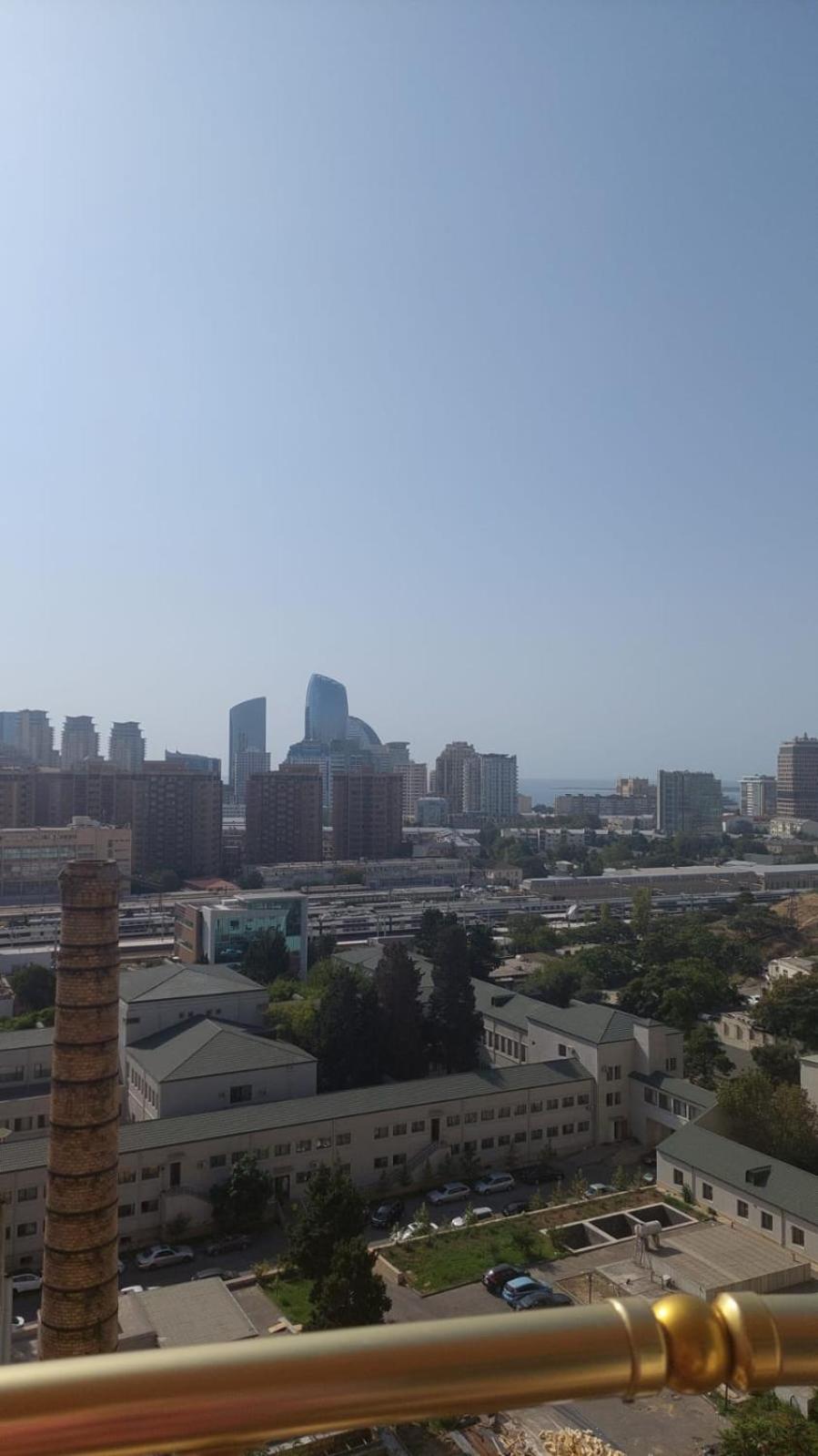Apartament 28 may