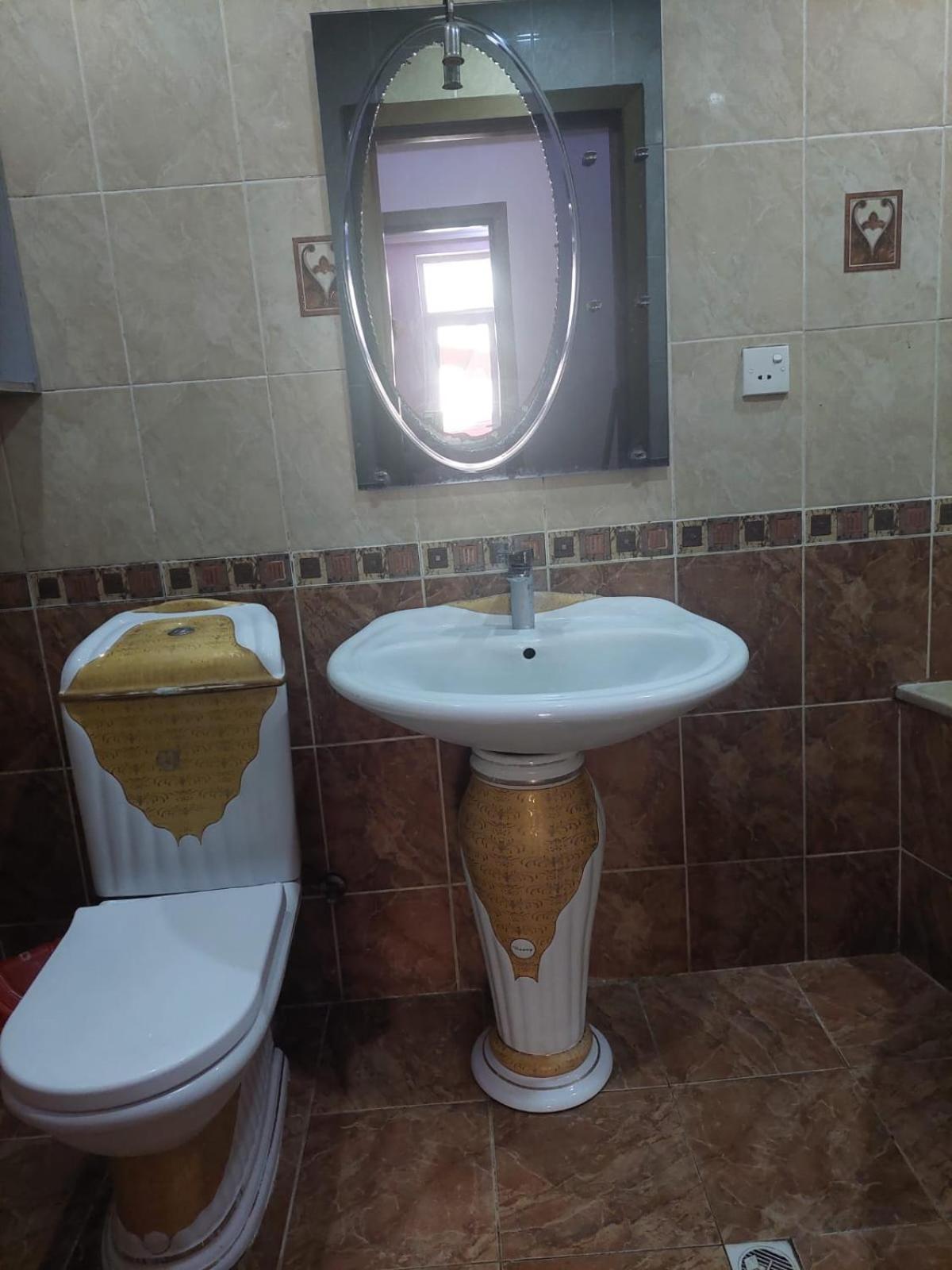 Apartament 28 may