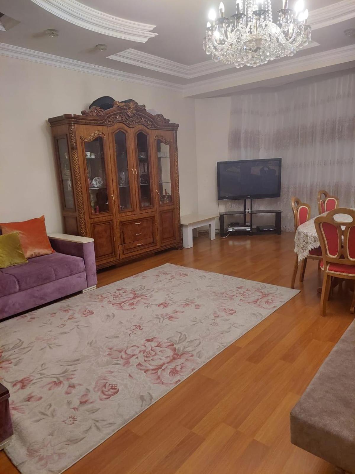 Apartament 28 may