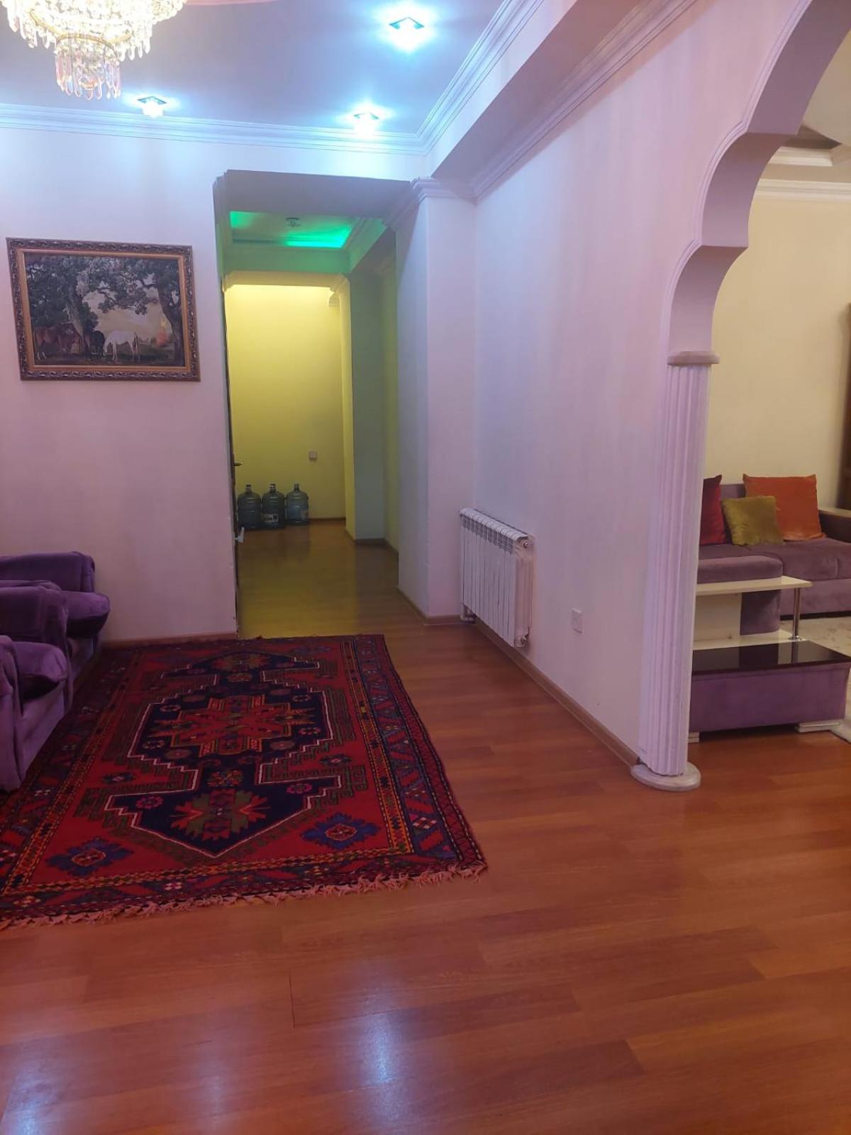 Apartament 28 may