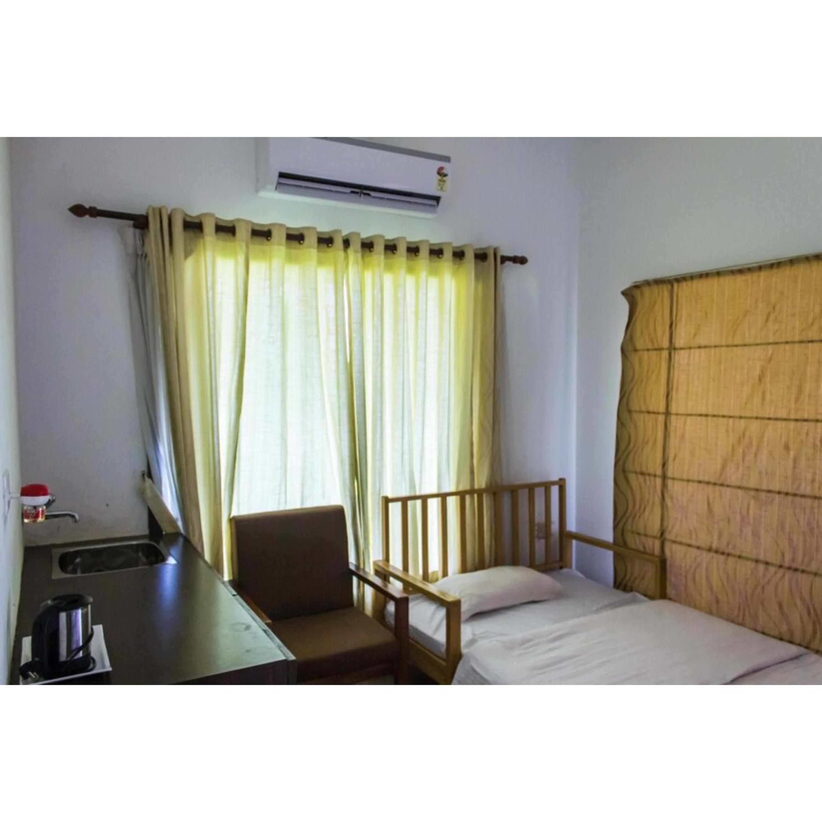 Goldfield Club & Lake Resort, Kumarakom