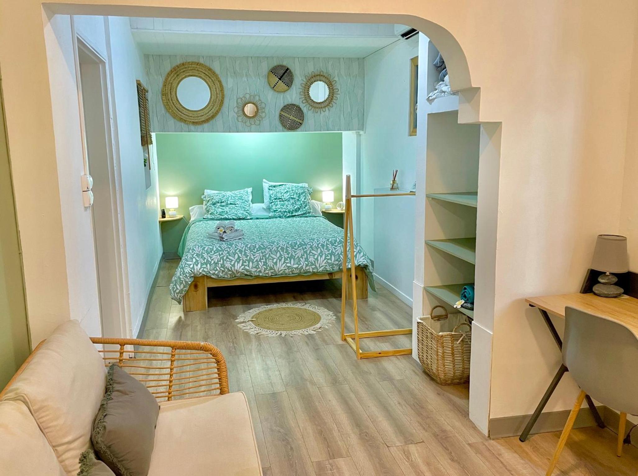 Cosy F2 meublé Soa by le Manchy view 2