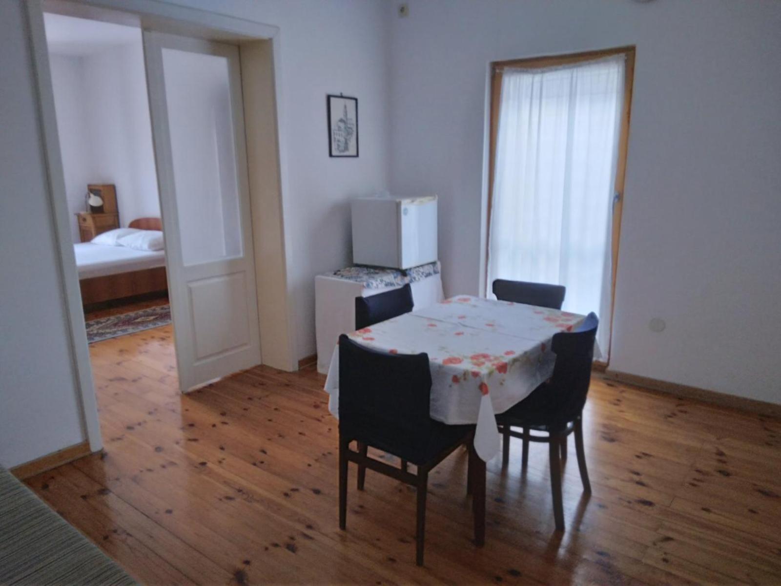 Apartments Markovic Sutomore