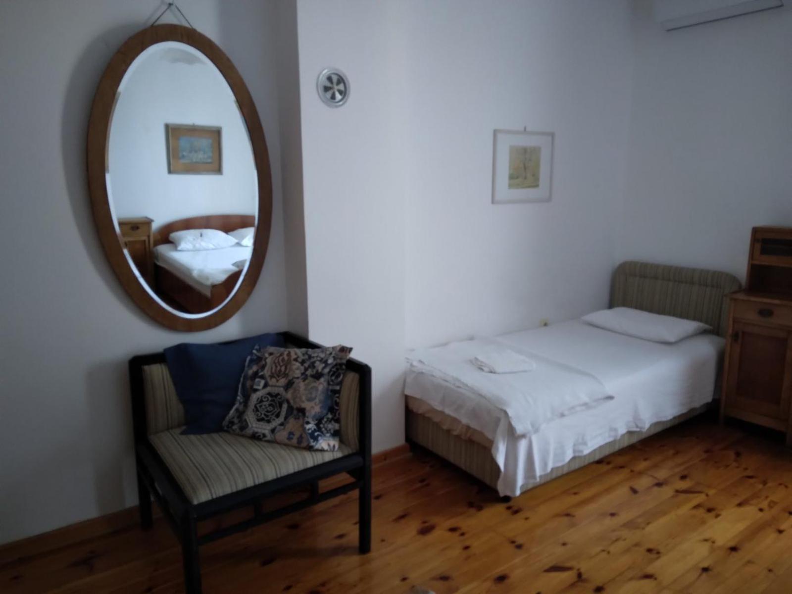 Apartments Markovic Sutomore
