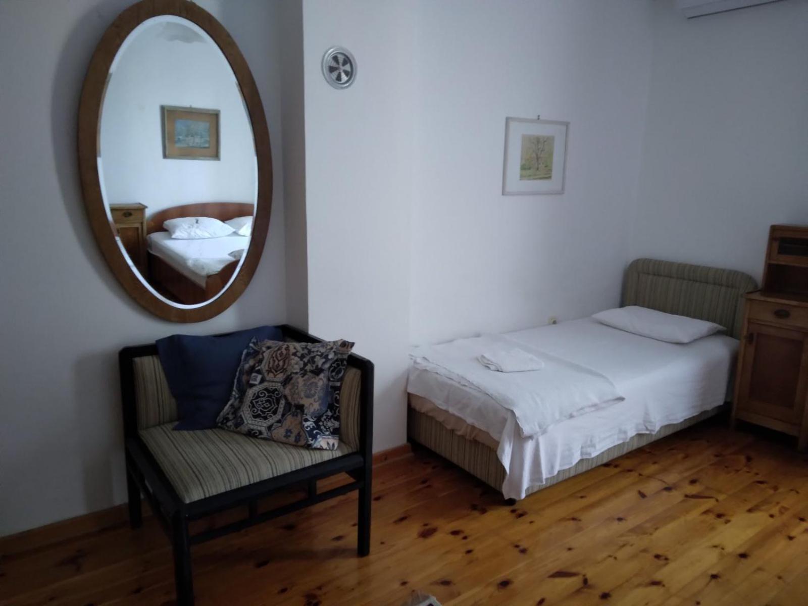 Apartments Markovic Sutomore