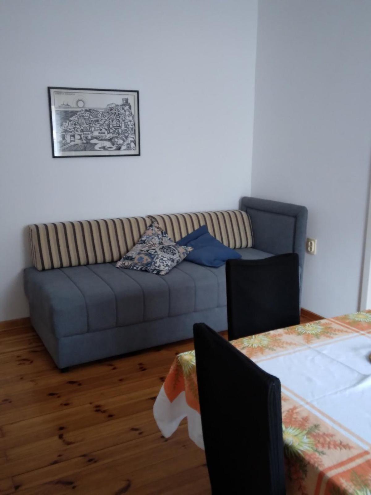 Apartments Markovic Sutomore