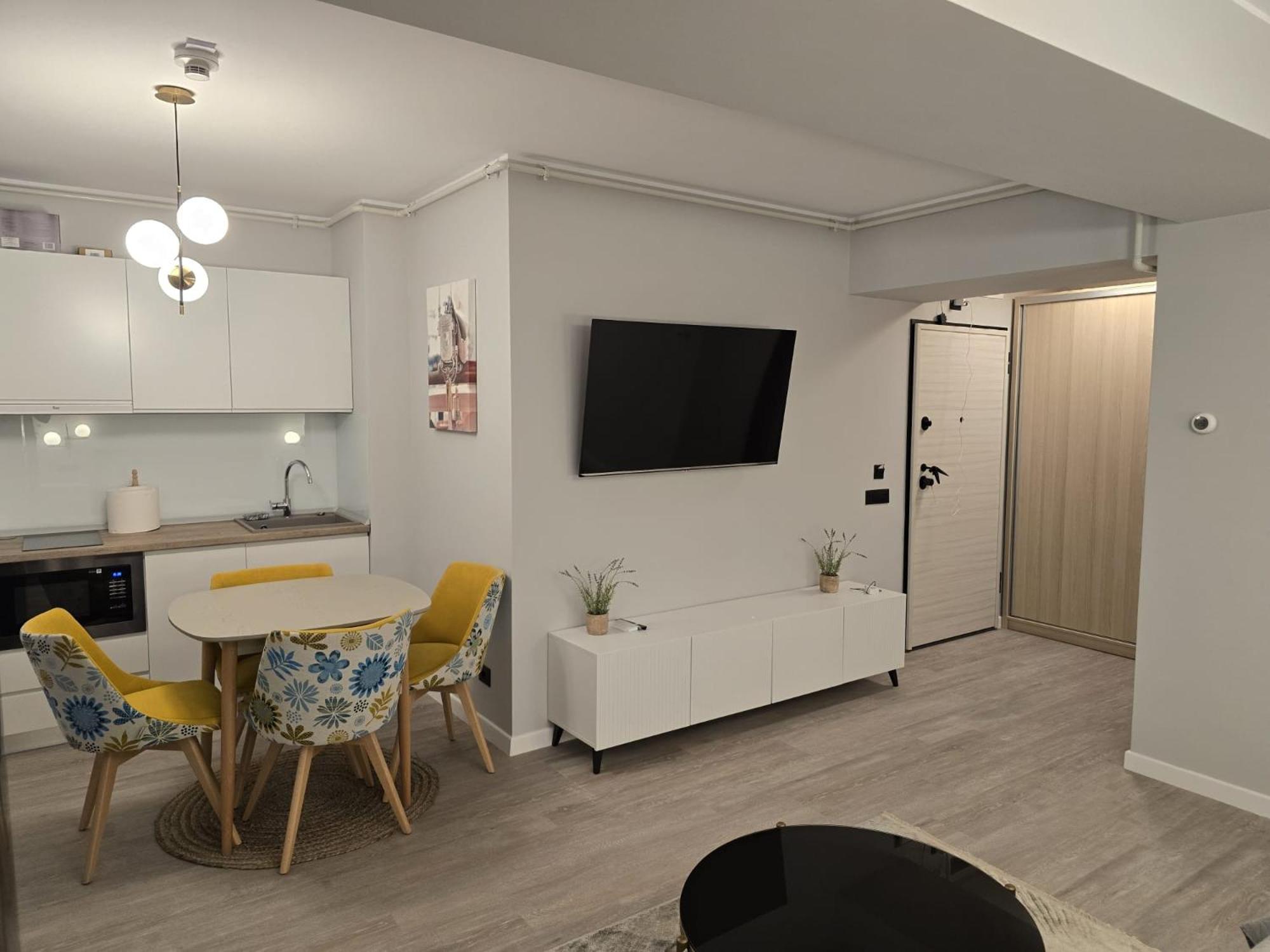 Zora Blue Studio view 5