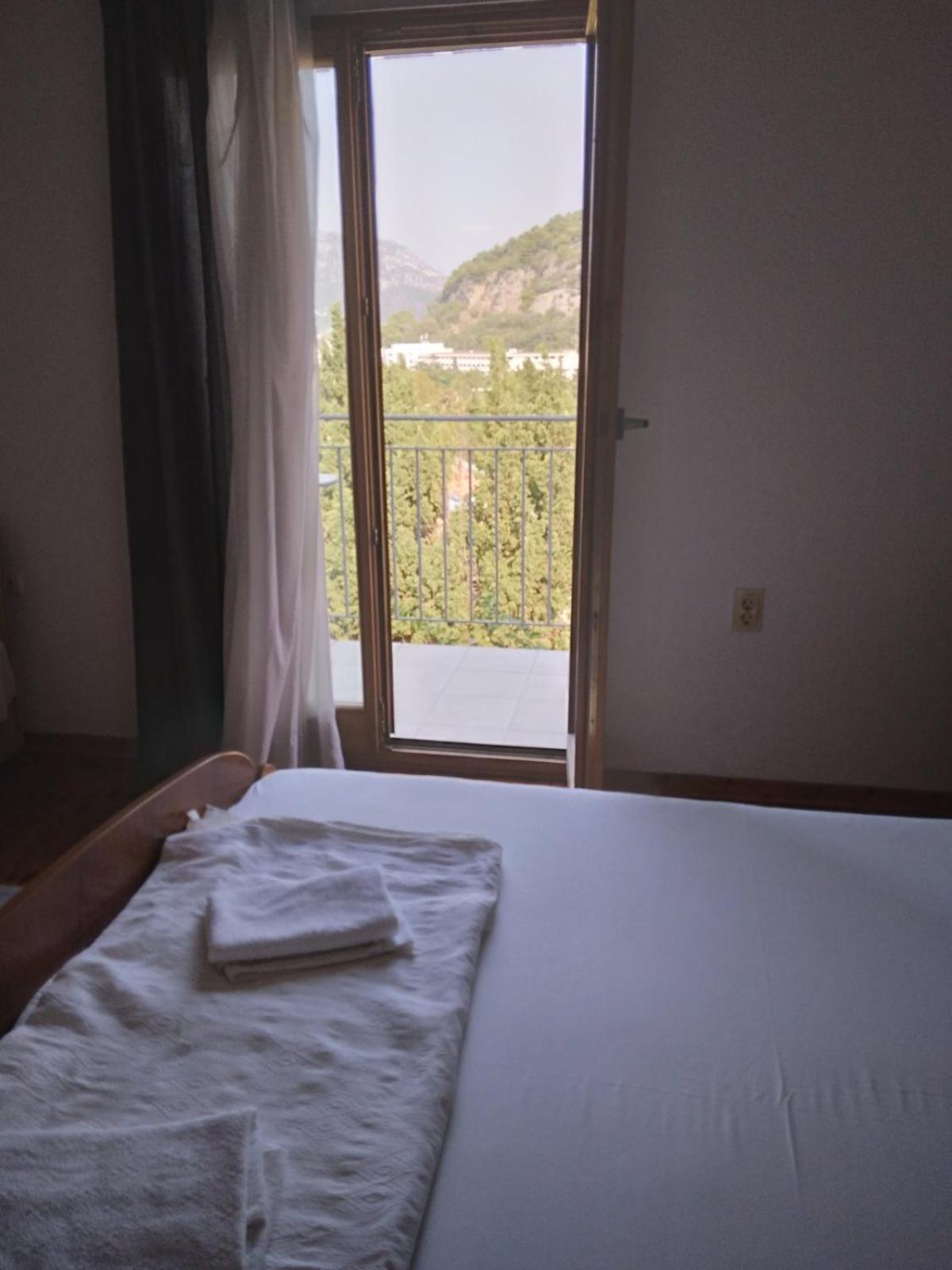 Apartments Markovic Sutomore