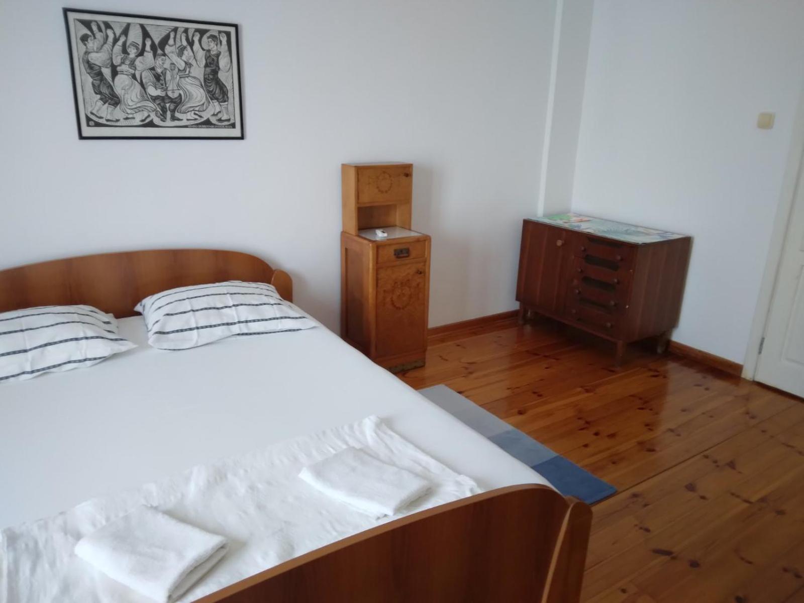 Apartments Markovic Sutomore