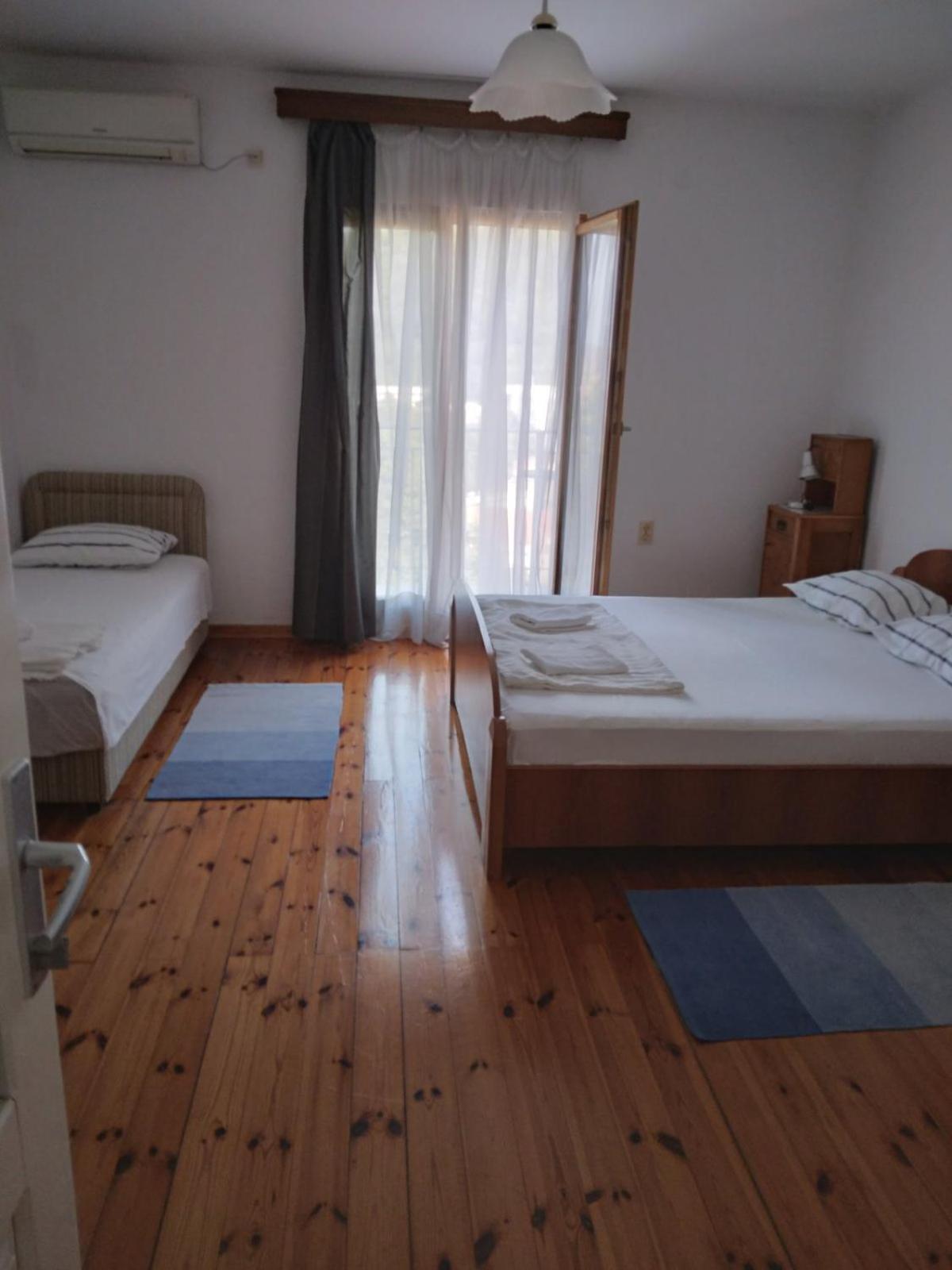 Apartments Markovic Sutomore