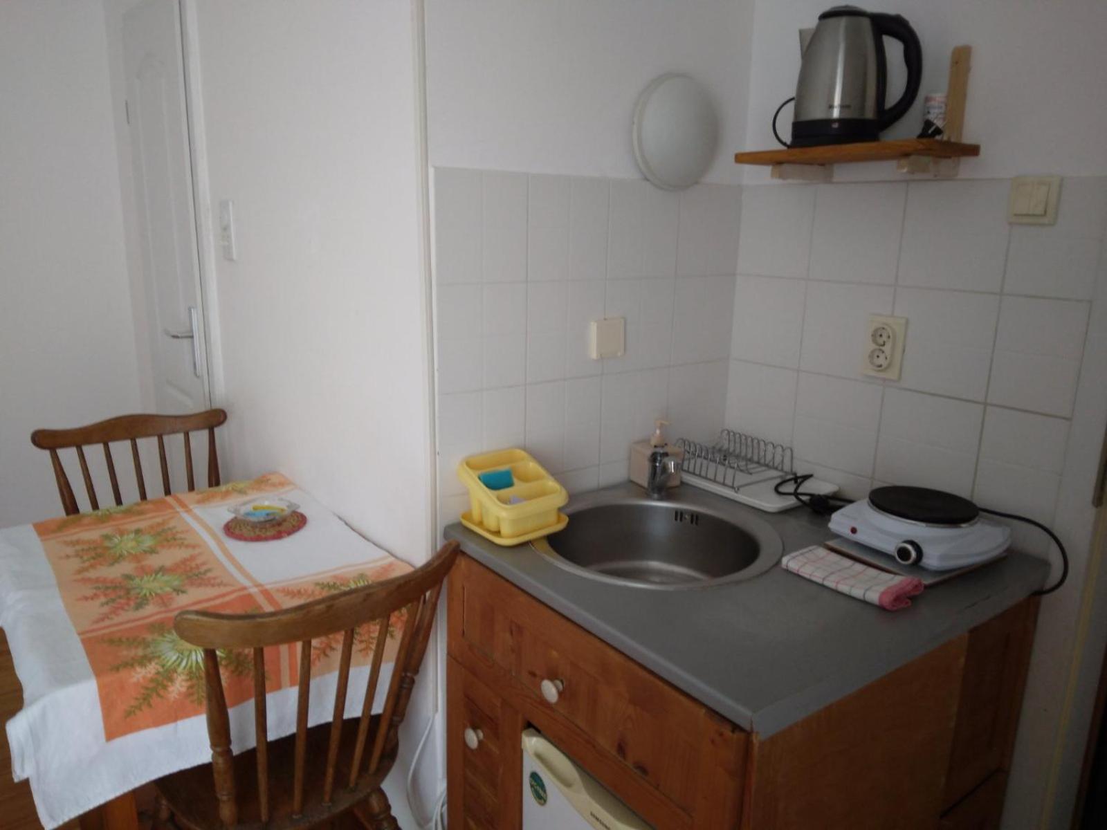 Apartments Markovic Sutomore