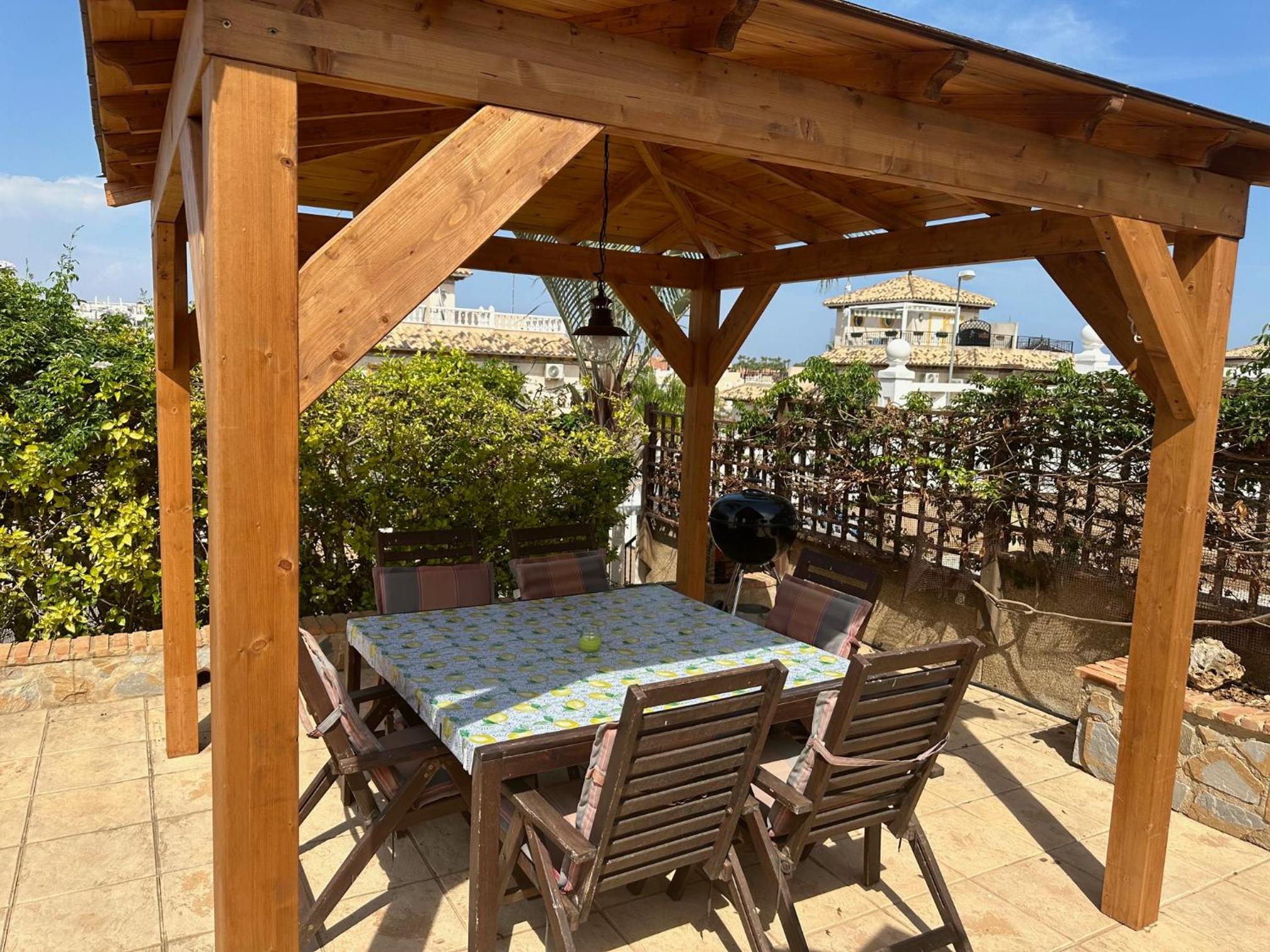 Casa Lilly-Rose, a beautiful 3 bedroom detached villa a short walk to the Villamartin Plaza & Golf course view 5