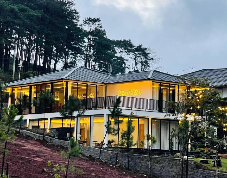 Pine Villa