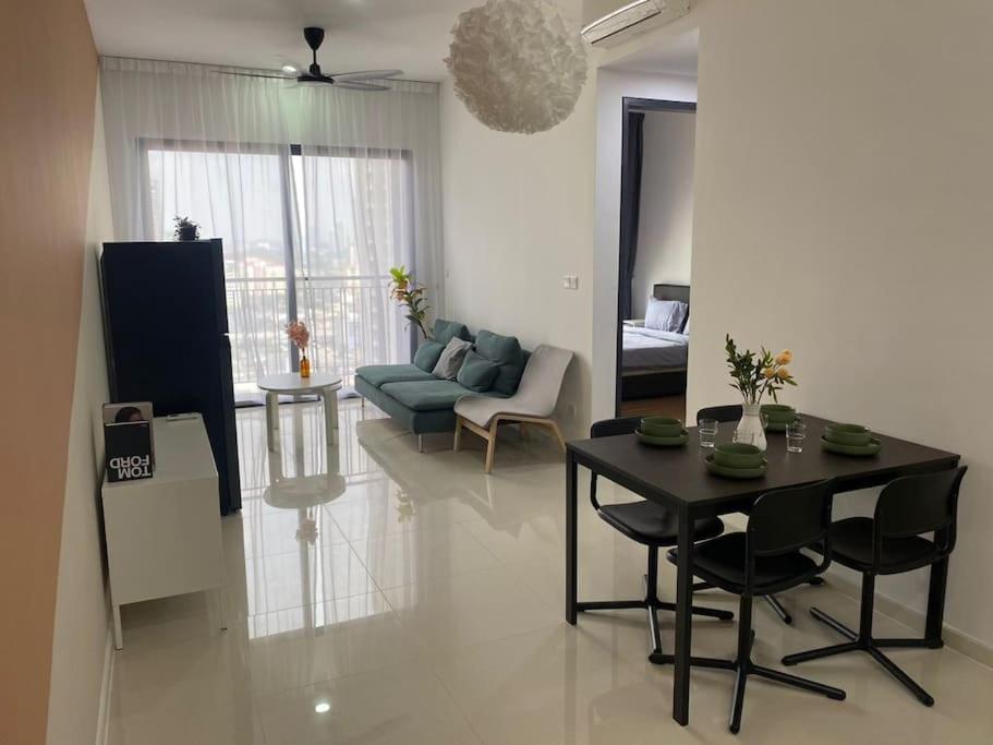 Sunway Velocity Two, Kuala Lumpur By De Harlequins Suite