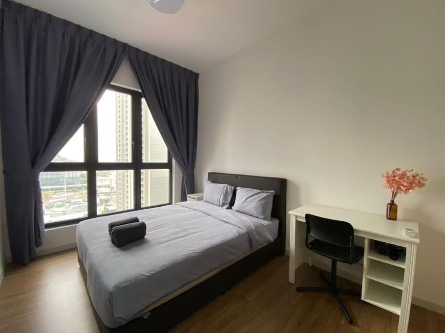 Sunway Velocity Two, Kuala Lumpur By De Harlequins Suite