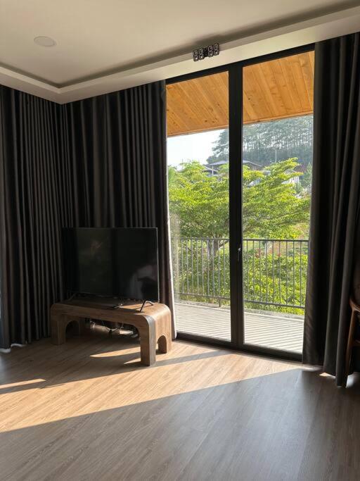 Pine Villa