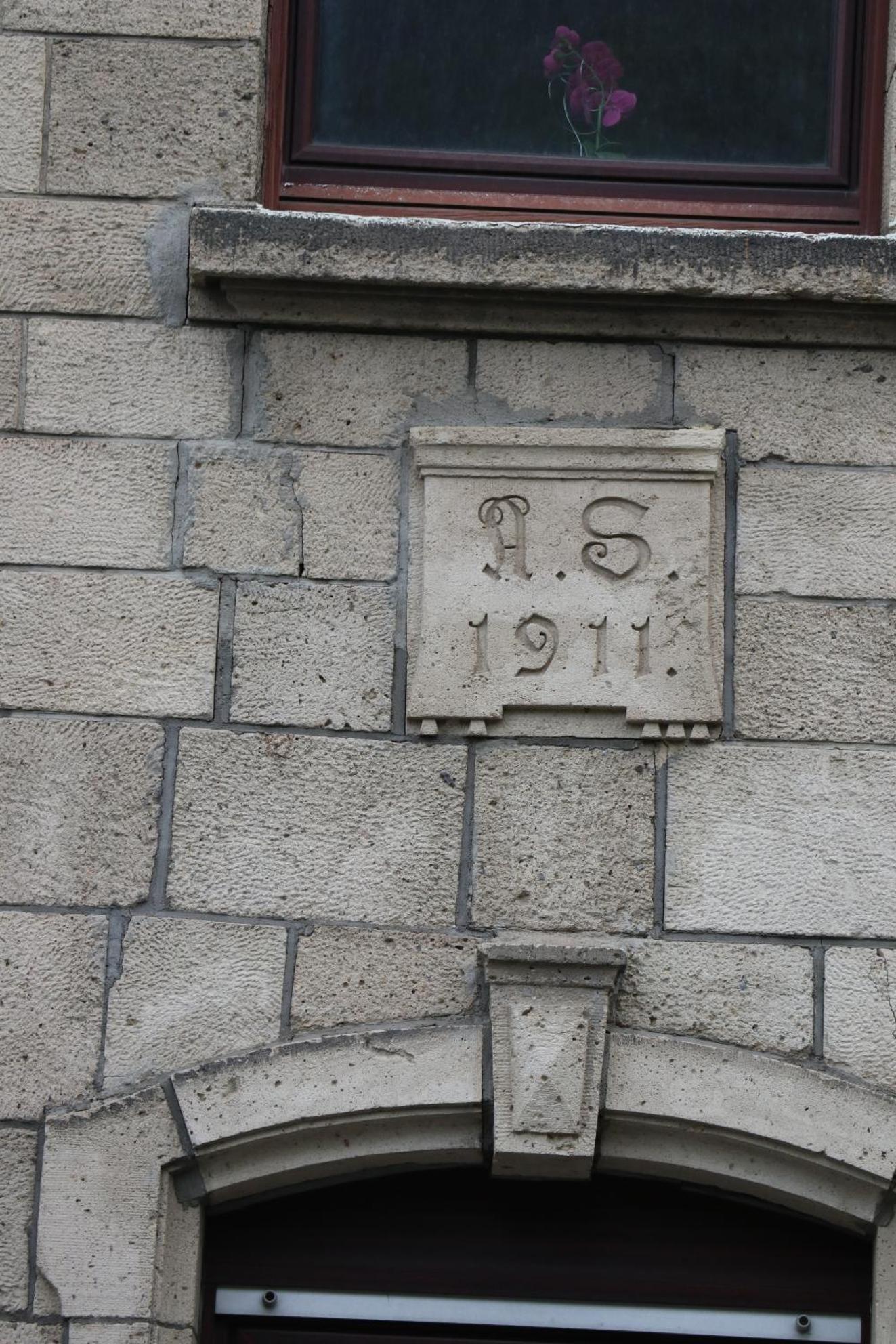Gemütliche Wohnung im 2OG Haus zur Vulkaneifel Brohl
