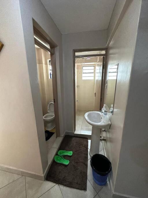 South B 2 bedroom master ensuite, Free Secure Parking view 3