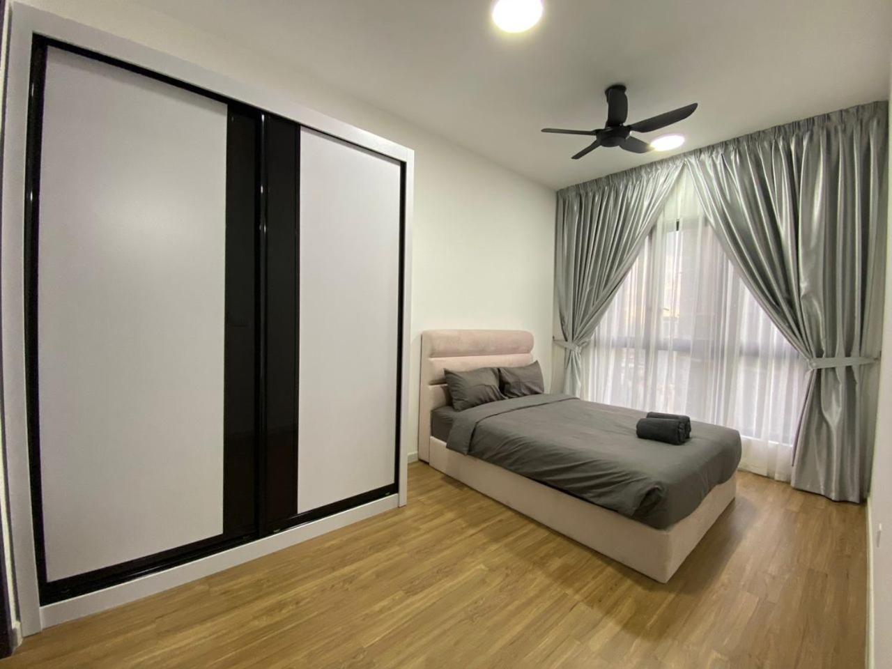 Sunway Velocity Two, Kuala Lumpur By De Harlequins Suite