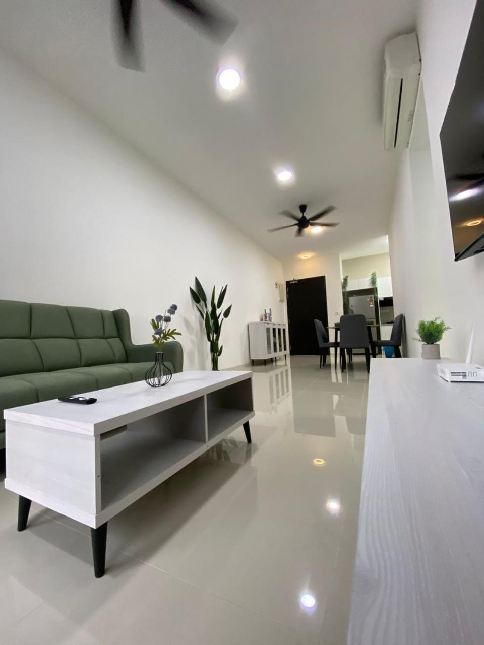 Sunway Velocity Two, Kuala Lumpur By De Harlequins Suite