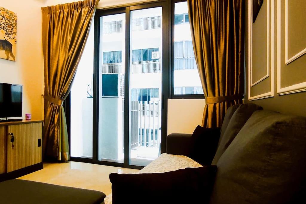 Kuala Lumpur skypool 2bed with balcony
