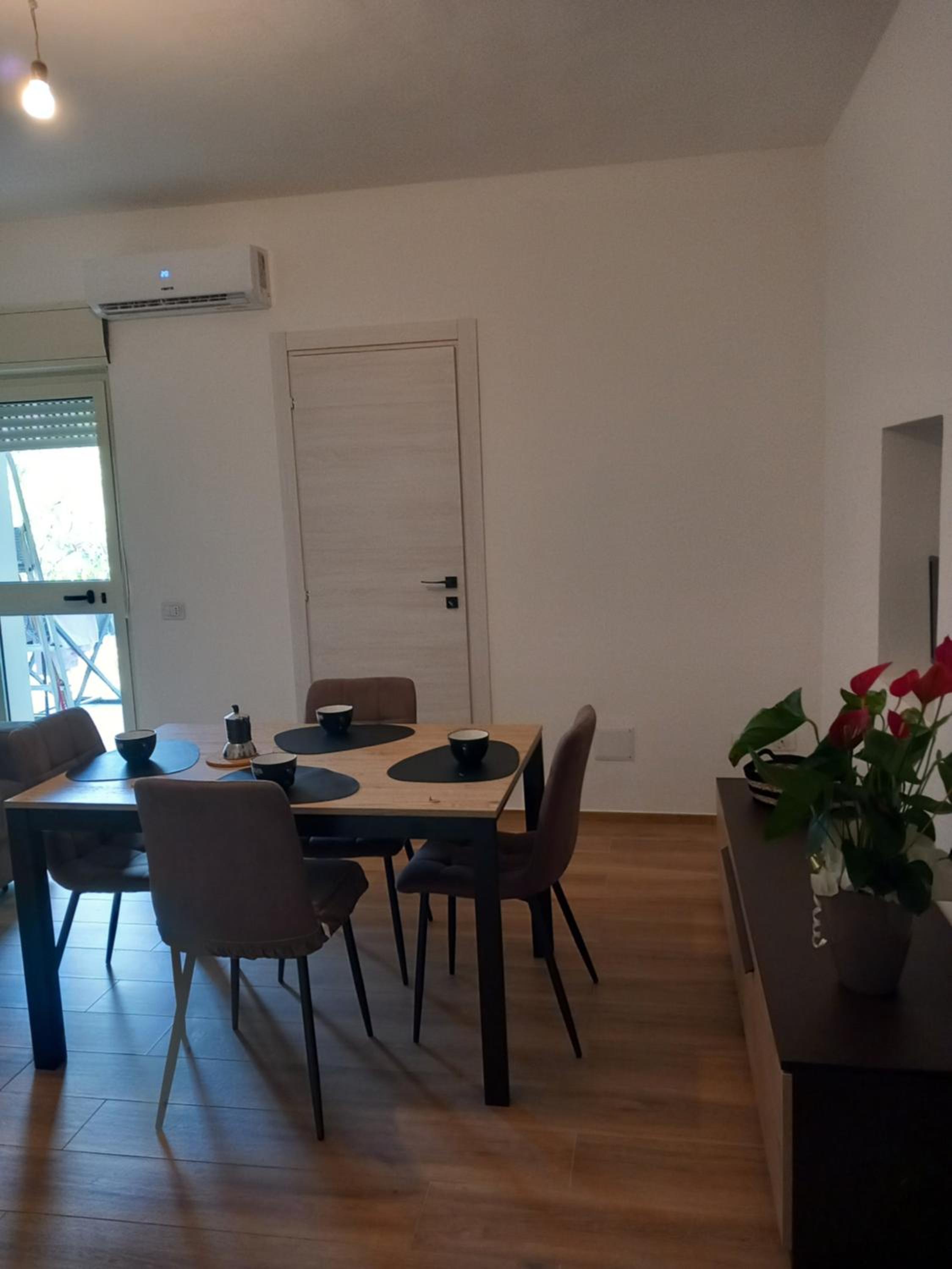 Luxury Garden Flat photo 4