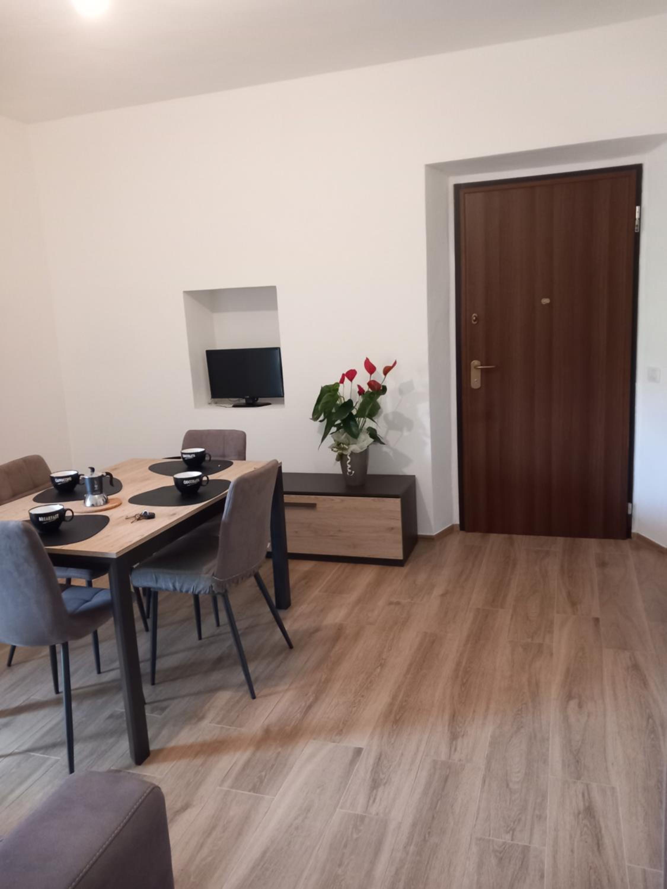 Luxury Garden Flat photo 5