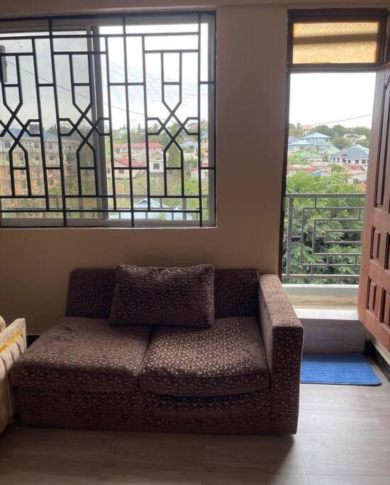 Cozy 1-BedRoom Apartment