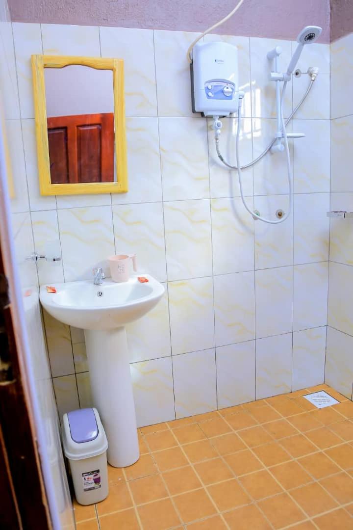 Keath Luxury Homes- Serviced Apartments view 4