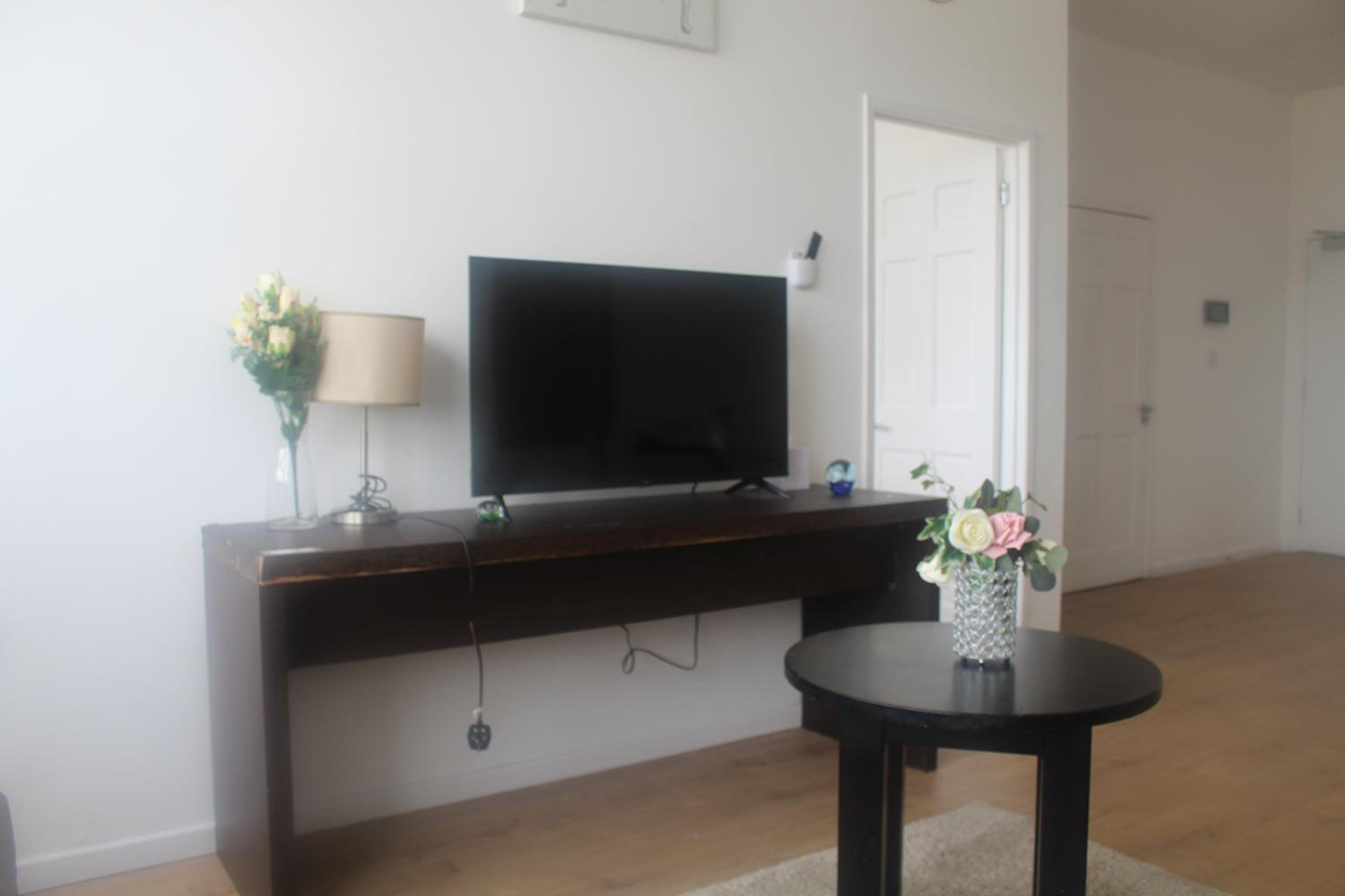 Flat 414 One bedroom apartment view 5